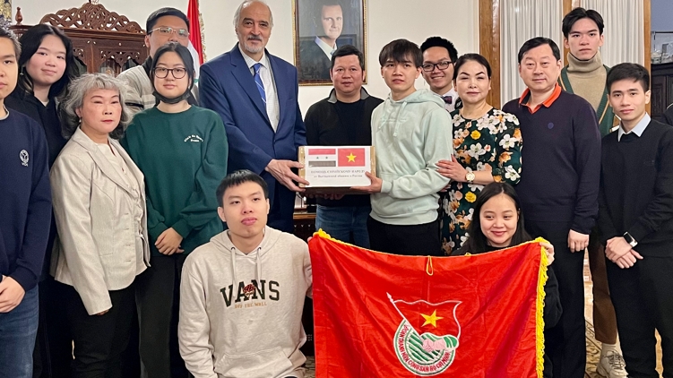 Вьетнамские студенты в РФ сделали пожертвования в поддержку пострадавших от землетрясения Сирии