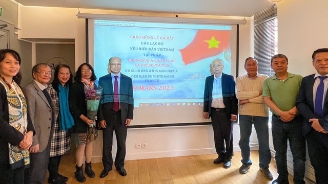 Во Франции создан клуб «Любители вьетнамского моря и островов»