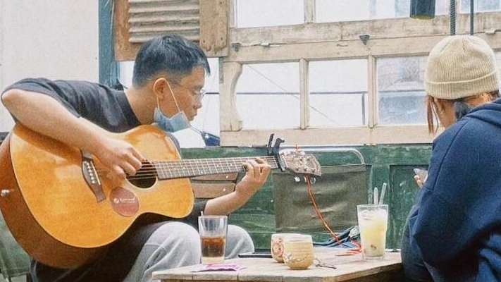 Ханойские кафе, где можно поиграть на гитаре