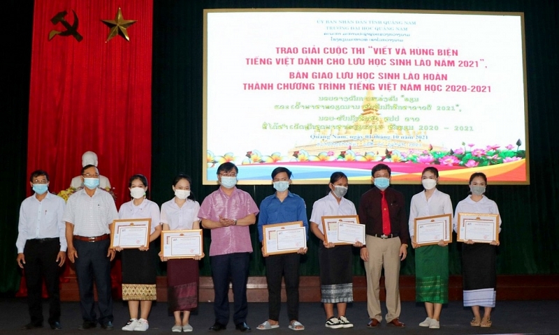 В Куангнаме состоялся риторический конкурс для лаосских студентов