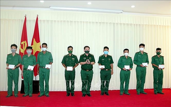 Увеличение присутствия сил по борьбе с COVID-19 на границе между Вьетнамом и Камбоджей