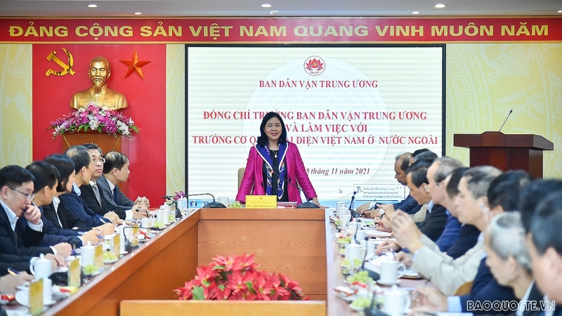 Отдел ЦК КПВ по работе с народными массами провёл встречу с вьетнамскими представительствами за границей