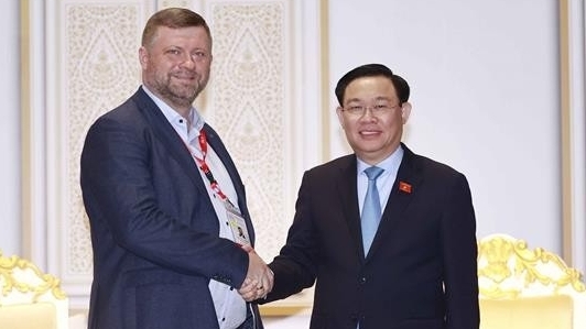 Председатель НС Вьетнама встретился с Первым заместителем председателя Верховной рады Украины