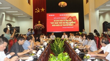 Выпущен электронный набор книг «Вьетнам в эпоху президента Хо Ши Мина – летопись телевидения»