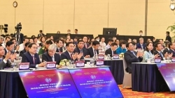 Открылся социально-экономический форум Вьетнама 2022 г.