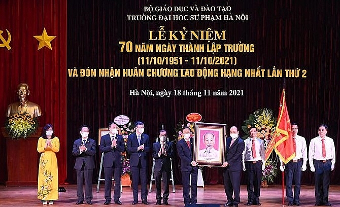 Президент Вьетнама принял участие в праздновании 70 й годовщины основания Ханойского педагогического университета
