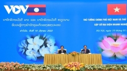 Вьетнам и Лаос должны расширить сотрудничество в сфере экономики и инвестиций