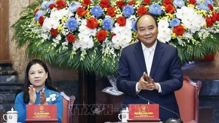 Нгуен Суан Фук принял делегацию этнических меньшинств из провинции Туенкуанг