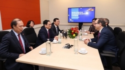 Премьер-министр Фам Минь Тинь провёл рабочую встречу с руководителями крупных технологических компаний мира Intel, Apple, Google