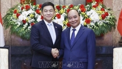 Президент Нгуен Суан Фук принял спикера парламента Сингапура Тан Чуань Цзиня