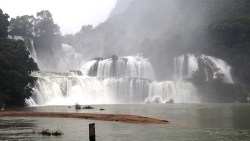 Великолепная красота водопада Банзока в провинции Каобанг