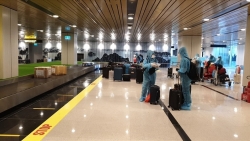 В аэропорт Вандон приземлился первый авиарейс с пассажирами, имеющими ковидные паспорта