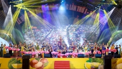 Фестиваль дуриана Пронгак привлек внимание местных жителей и туристов