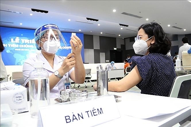 Вьетнам планирует начать вакцинацию детей от коронавируса в конце октября