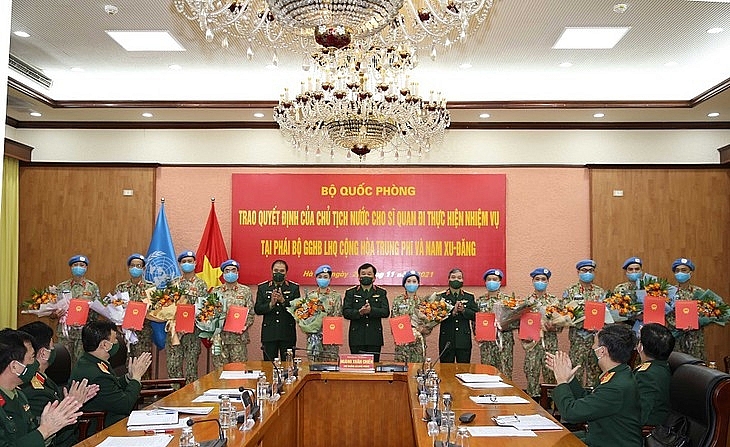 Вьетнам направил 12 офицеров для миротворческих операций ООН  в Республике Южный Судан и Центральноафриканской Республике