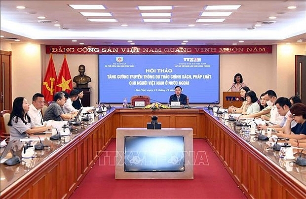 Меры, направленные на улучшение информирование о политиках и законах для вьетнамцев за границей