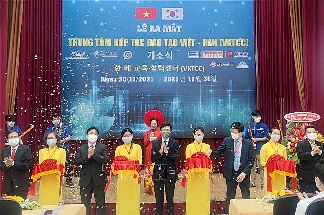 Открытие Вьетнамско-корейского центра сотрудничества в области обучения в городе Хошимине