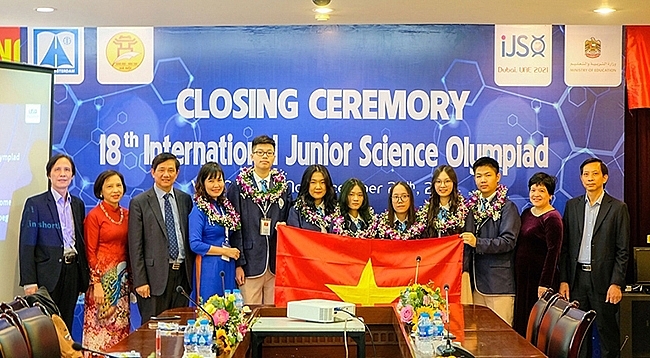 Вьетнамские школьники достигли высоких результатов на IJSO 2021