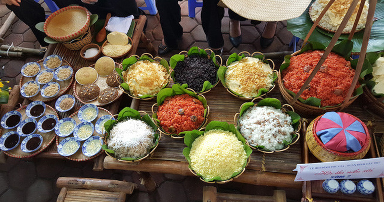 Своеобразный праздник клейкого риса в деревне Футхыонг