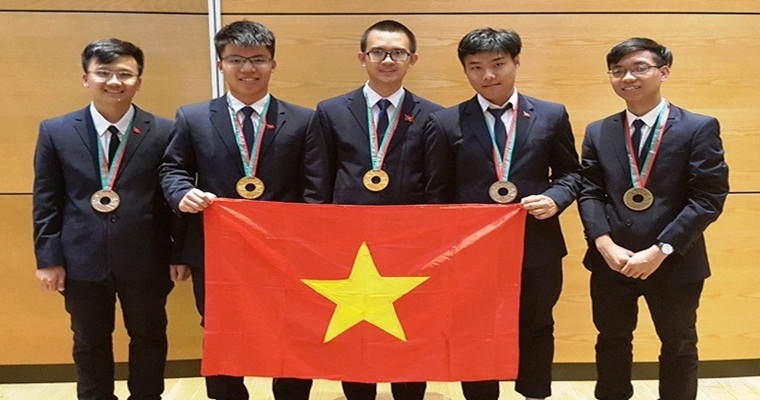 Вьетнамские школьники добились блестящих успехов на Международной олимпиаде по физике
