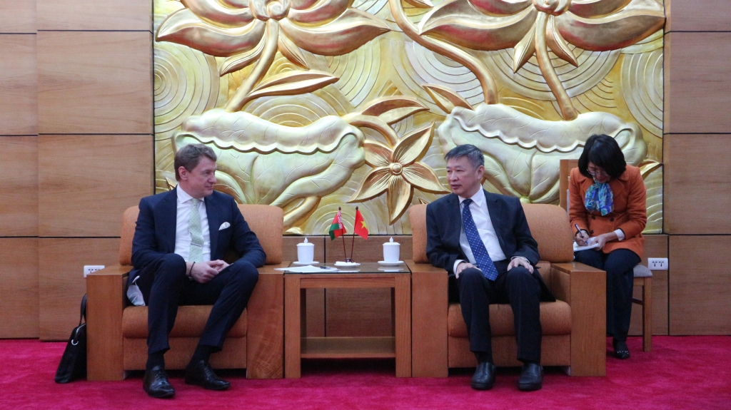 Укрепление отношений сотрудничества между Вьетнамом и Беларусью