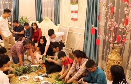 Вьетнамцы в России отмечают Тет, сохраняя традиционную культуру