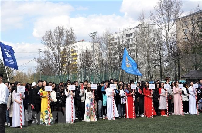 Захватывающий спортивный праздник у вьетнамских студентов в Москве
