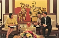 Вьетнам и Австралия активизируют сотрудничество в сфере транспорта и путей сообщения
