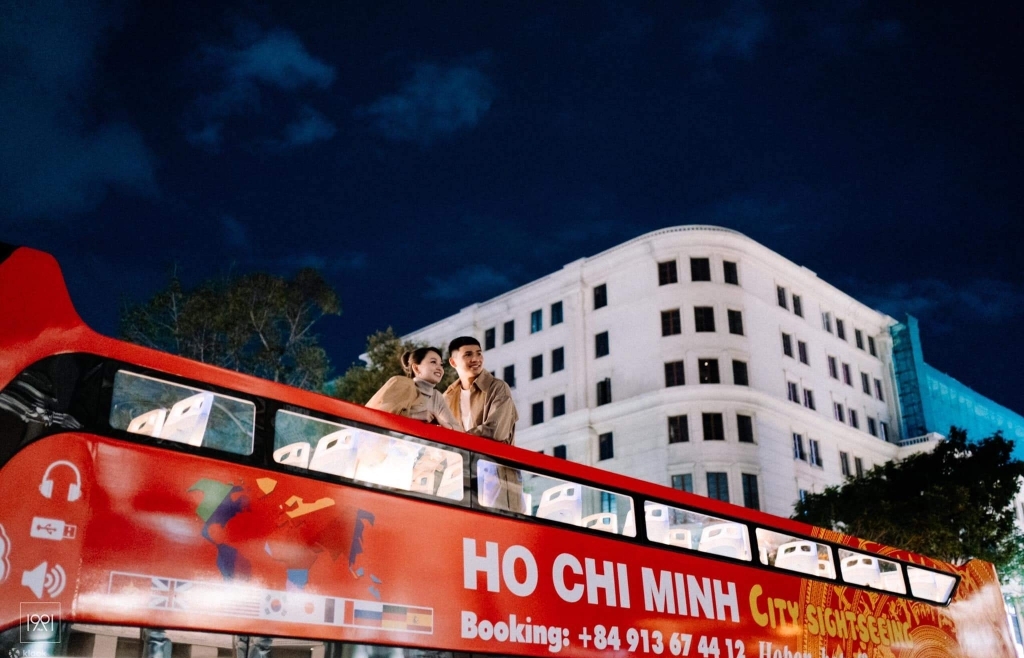 Ночная экскурсия по Хошимину на двухэтажном открытом автобусе