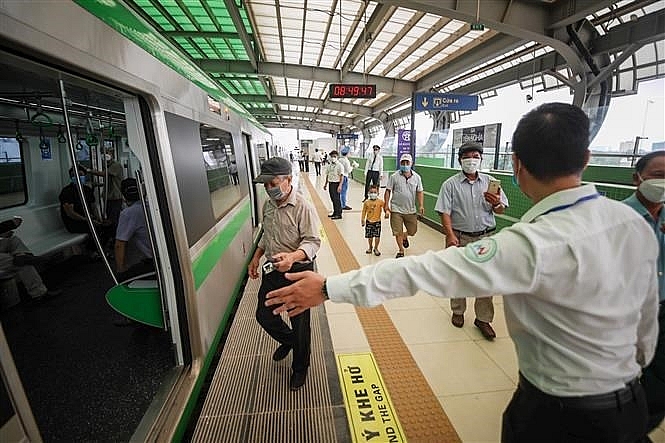Железнодорожная линия Катлинь - Хадонг официально работает