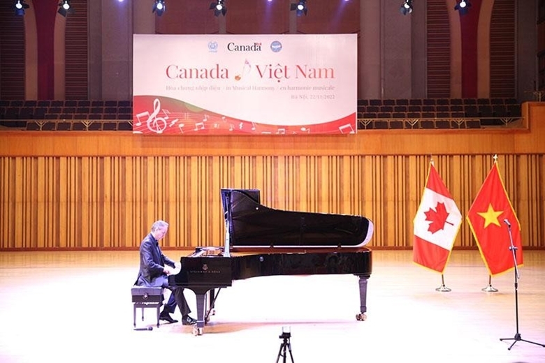 В Ханое прошел концерт «Канада-Вьетнам: в гармонии с ритмом»