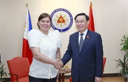 Председатель НС Выонг Динь Хюэ провел встречу с вице-президентом Филиппин Сарой Дутерте