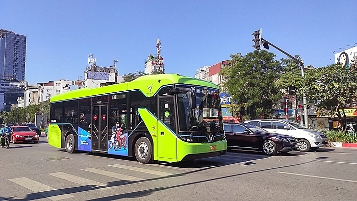 Первые вьетнамские электробусы стали общественным транспортом столицы Ханоя