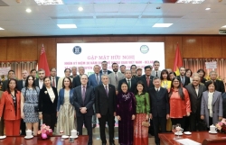 Встреча по случаю 30-летия со дня установления дипломатических отношений между Вьетнамом и Беларусью